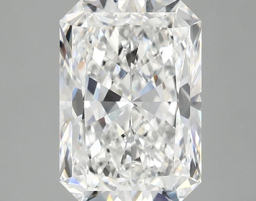 3.1 Carat Radiant Shaped Ideal Cut VVS2 IGI Certified Lab Grown Diamond