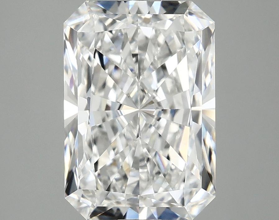 3.1 Carat Radiant Shaped Ideal Cut VVS2 IGI Certified Lab Grown Diamond