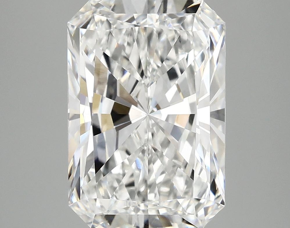 3.97 Carat Radiant Shaped Ideal Cut VVS2 IGI Certified Lab Grown Diamond