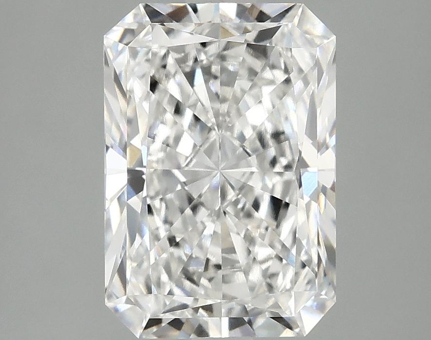 3.04 Carat Radiant Shaped Ideal Cut VVS2 IGI Certified Lab Grown Diamond