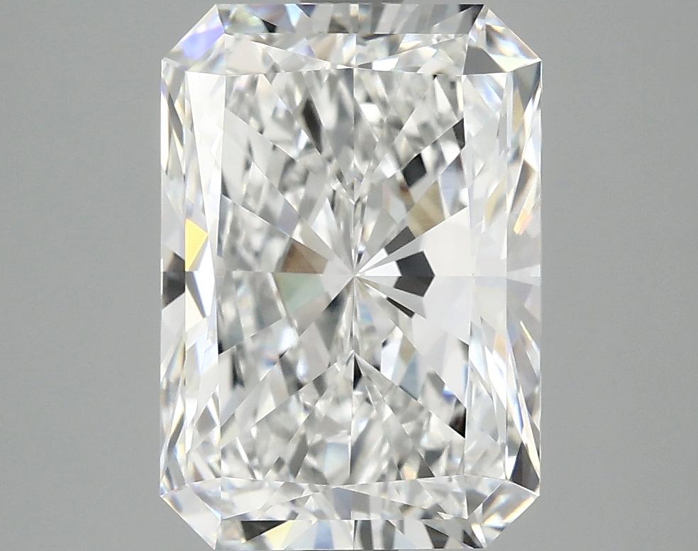 4.02 Carat Radiant Shaped Ideal Cut VVS2 IGI Certified Lab Grown Diamond