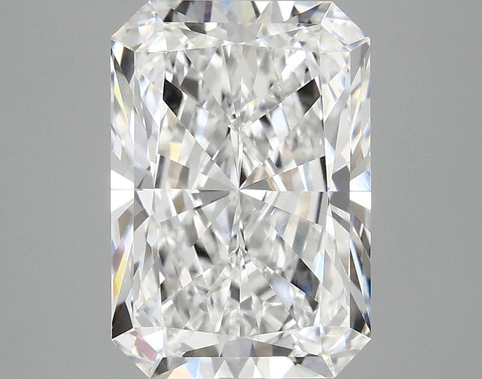 3.91 Carat Radiant Shaped Ideal Cut VVS2 IGI Certified Lab Grown Diamond