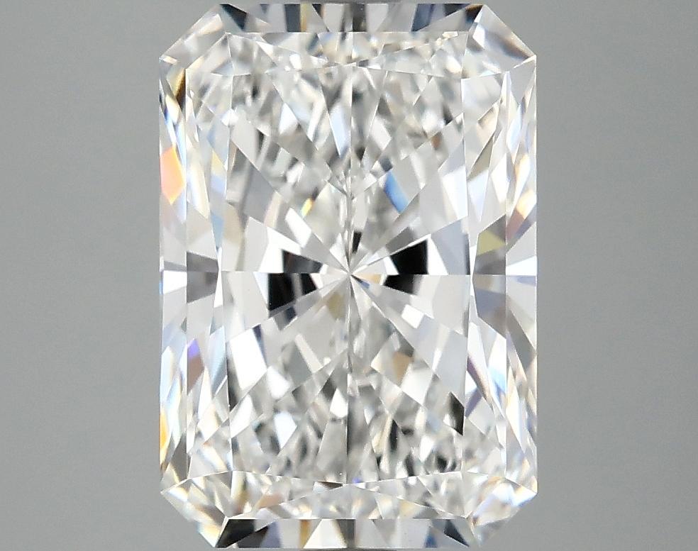 4.07 Carat Radiant Shaped Ideal Cut VVS2 IGI Certified Lab Grown Diamond