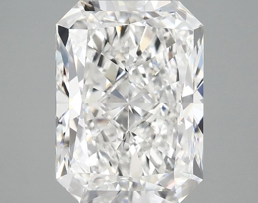 3.08 Carat Radiant Shaped Excellent Cut VVS2 IGI Certified Lab Grown Diamond