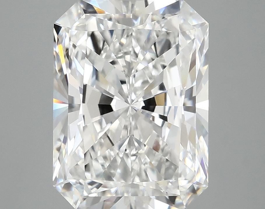 4.03 Carat Radiant Shaped Excellent Cut VVS2 IGI Certified Lab Grown Diamond