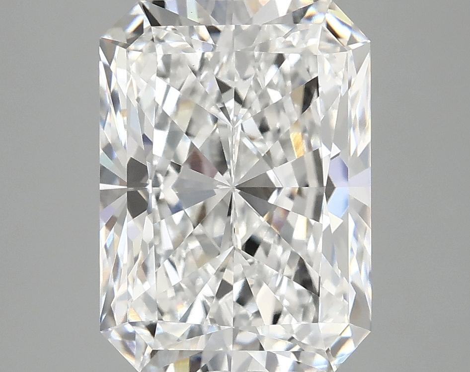 4.08 Carat Radiant Shaped Excellent Cut VS1 IGI Certified Lab Grown Diamond