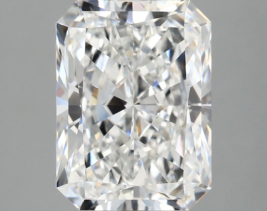 4.02 Carat Radiant Shaped Excellent Cut VS1 IGI Certified Lab Grown Diamond