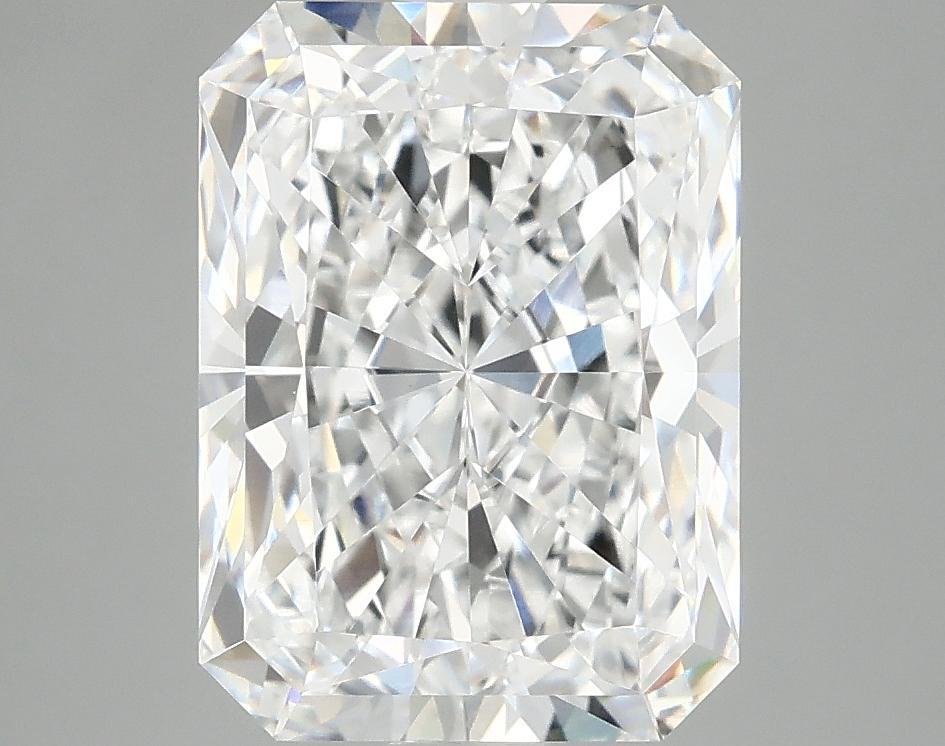 4.19 Carat Radiant Shaped Excellent Cut VVS2 IGI Certified Lab Grown Diamond