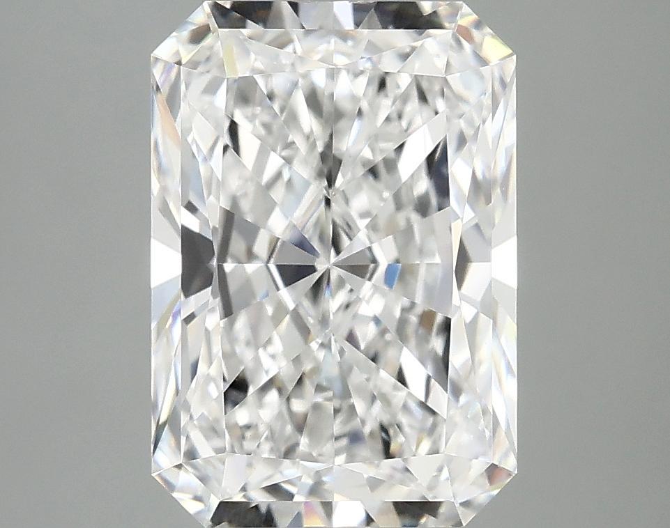 4.1 Carat Radiant Shaped Ideal Cut VVS2 IGI Certified Lab Grown Diamond