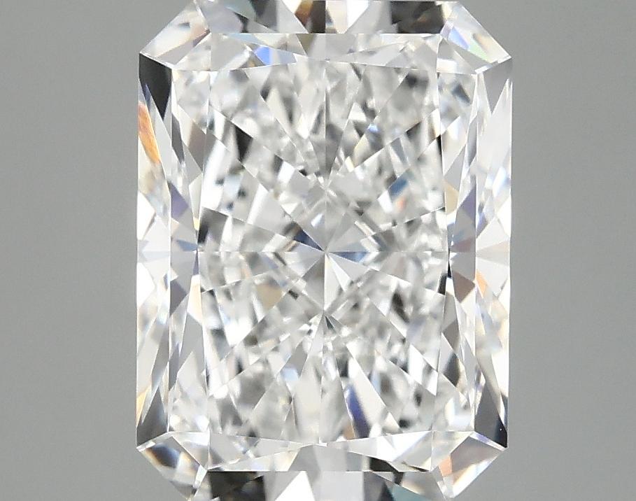 4.03 Carat Radiant Shaped Excellent Cut VVS2 IGI Certified Lab Grown Diamond