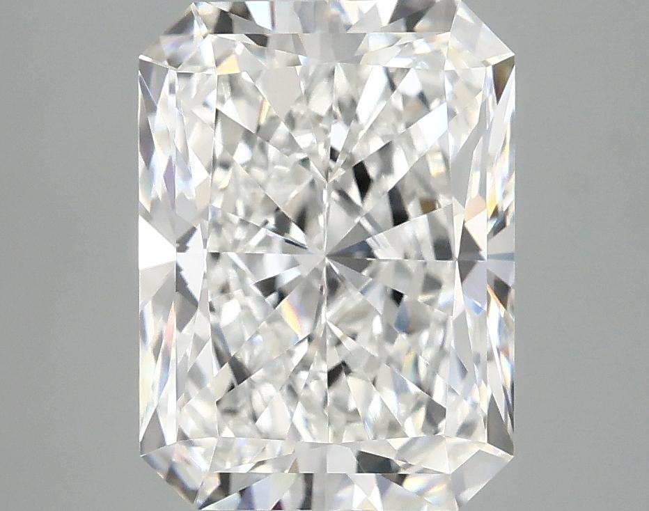 4.04 Carat Radiant Shaped Excellent Cut VS1 IGI Certified Lab Grown Diamond