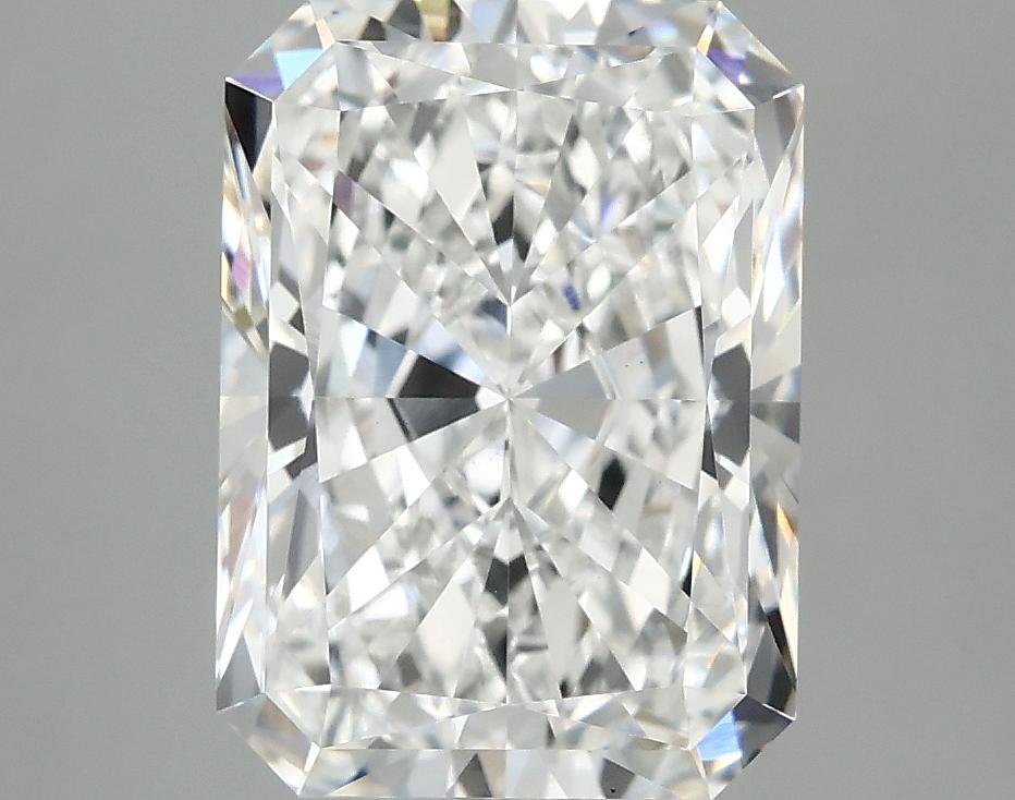 4.07 Carat Radiant Shaped Excellent Cut VS1 IGI Certified Lab Grown Diamond