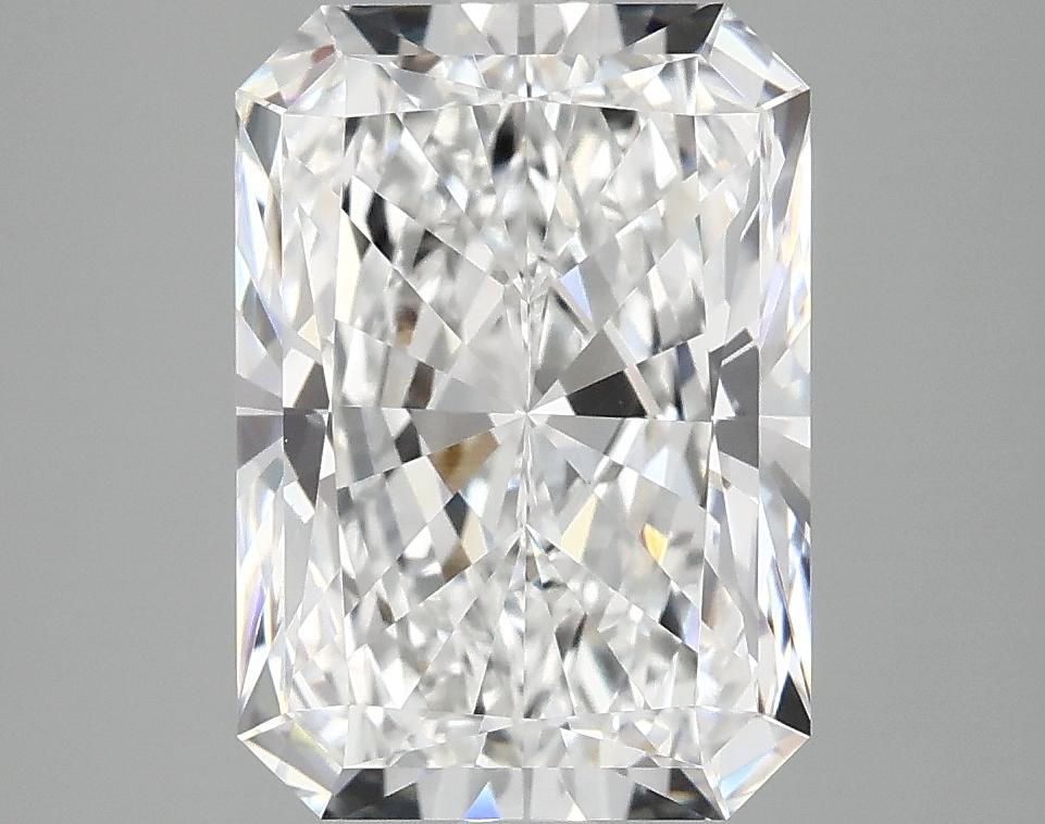 4.04 Carat Radiant Shaped Ideal Cut VVS2 IGI Certified Lab Grown Diamond