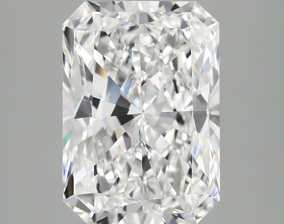 4.0 Carat Radiant Shaped Ideal Cut VVS2 IGI Certified Lab Grown Diamond