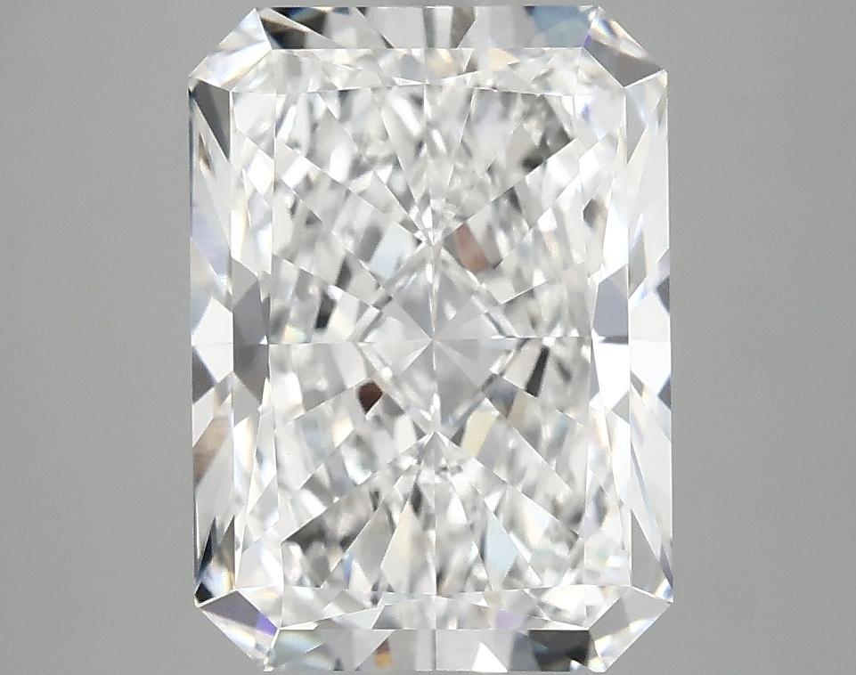 3.99 Carat Radiant Shaped Excellent Cut VS1 IGI Certified Lab Grown Diamond