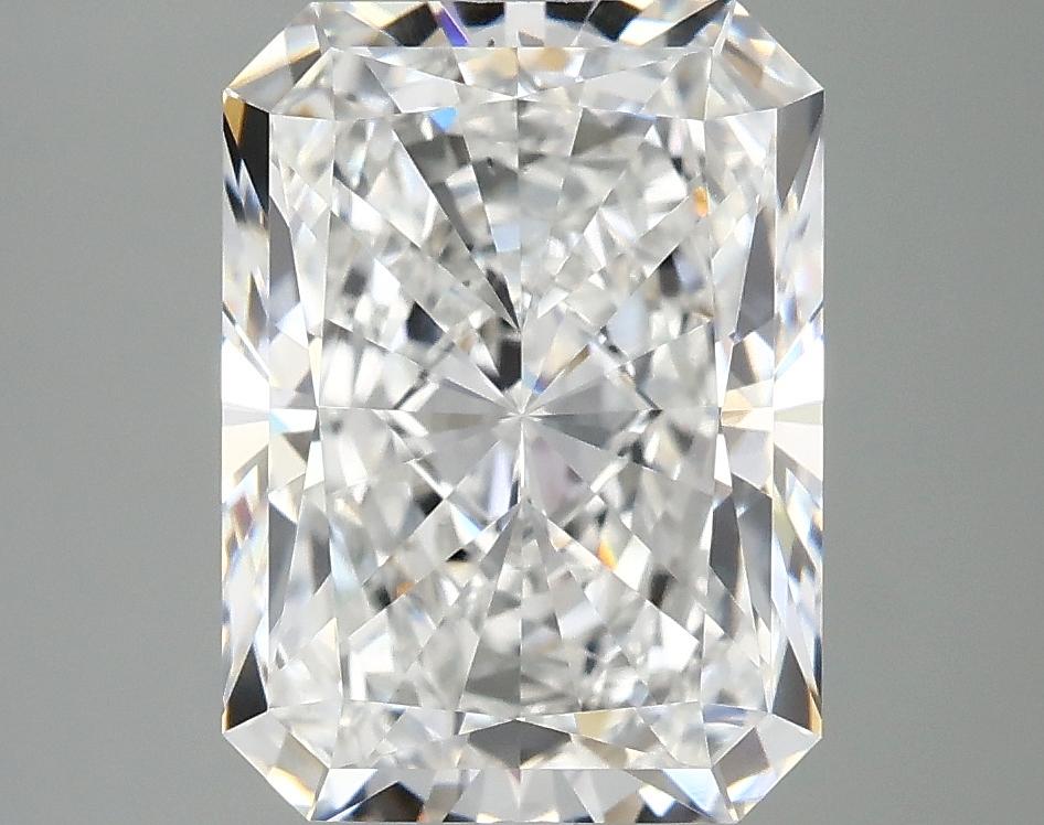 4.04 Carat Radiant Shaped Excellent Cut VS2 IGI Certified Lab Grown Diamond