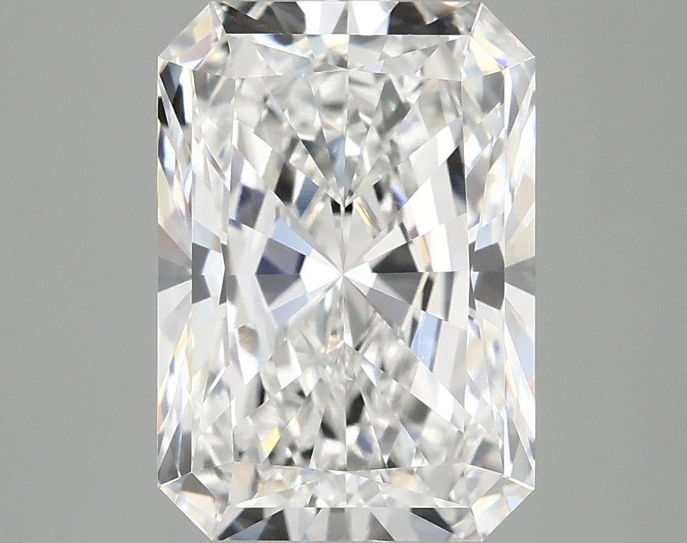 3.97 Carat Radiant Shaped Ideal Cut VVS2 IGI Certified Lab Grown Diamond