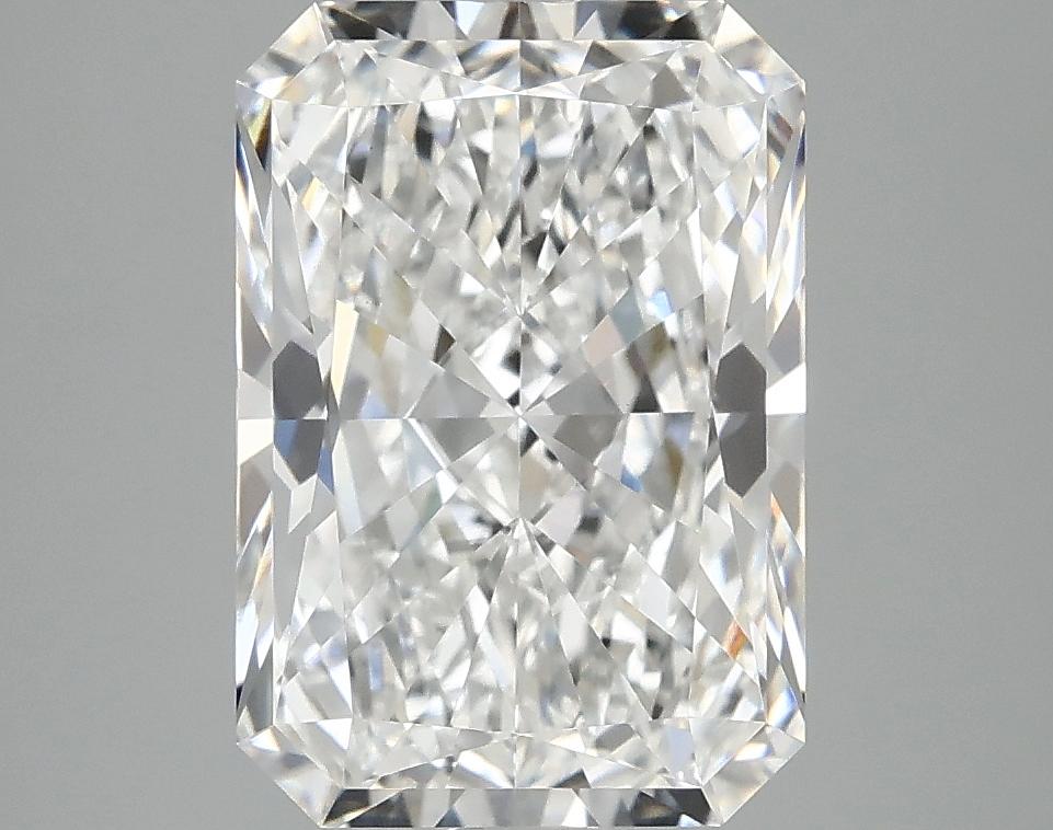 3.94 Carat Radiant Shaped Ideal Cut VVS2 IGI Certified Lab Grown Diamond