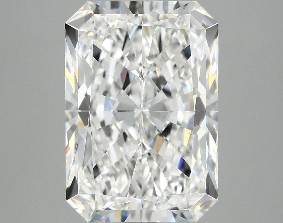 3.9 Carat Radiant Shaped Ideal Cut VVS2 IGI Certified Lab Grown Diamond