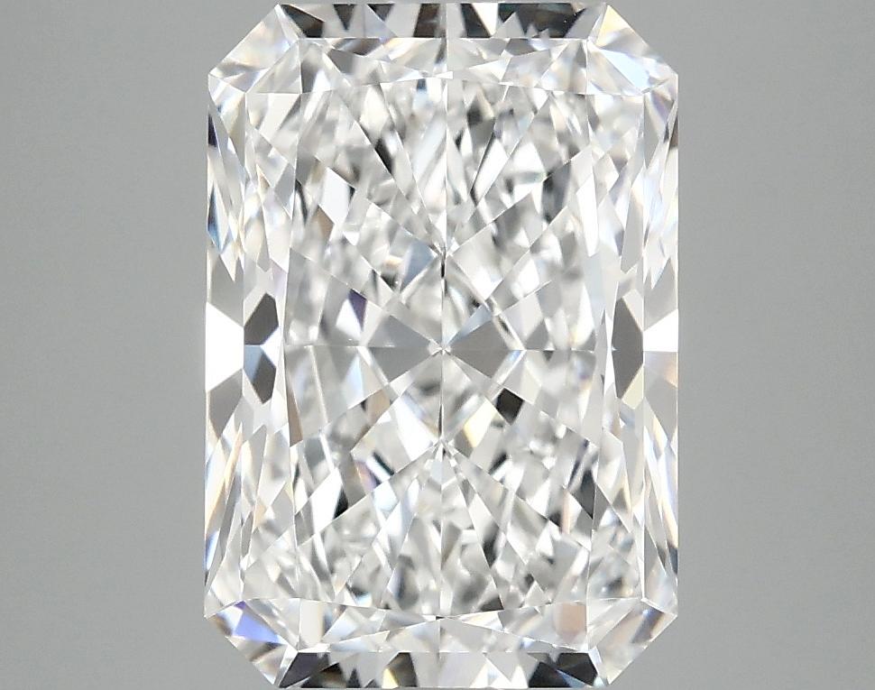 4.01 Carat Radiant Shaped Ideal Cut VVS2 IGI Certified Lab Grown Diamond