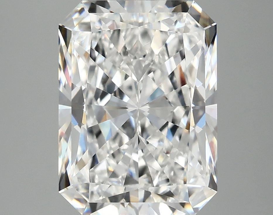 4.05 Carat Radiant Shaped Excellent Cut VVS2 IGI Certified Lab Grown Diamond
