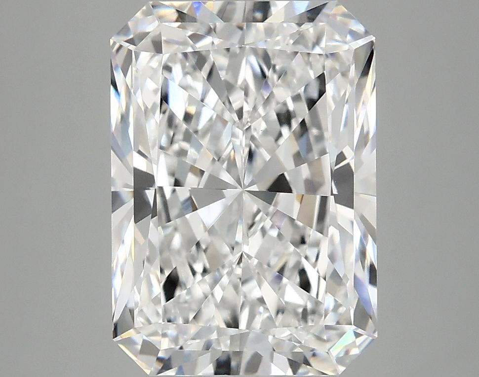 4.19 Carat Radiant Shaped Ideal Cut VVS2 IGI Certified Lab Grown Diamond