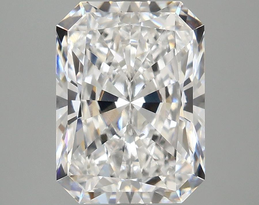 3.09 Carat Radiant Shaped Excellent Cut VVS2 IGI Certified Lab Grown Diamond