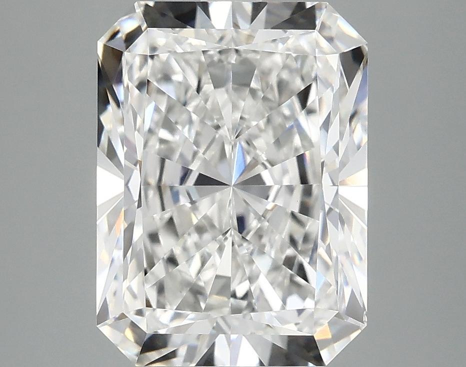 4.02 Carat Radiant Shaped Excellent Cut VS1 IGI Certified Lab Grown Diamond
