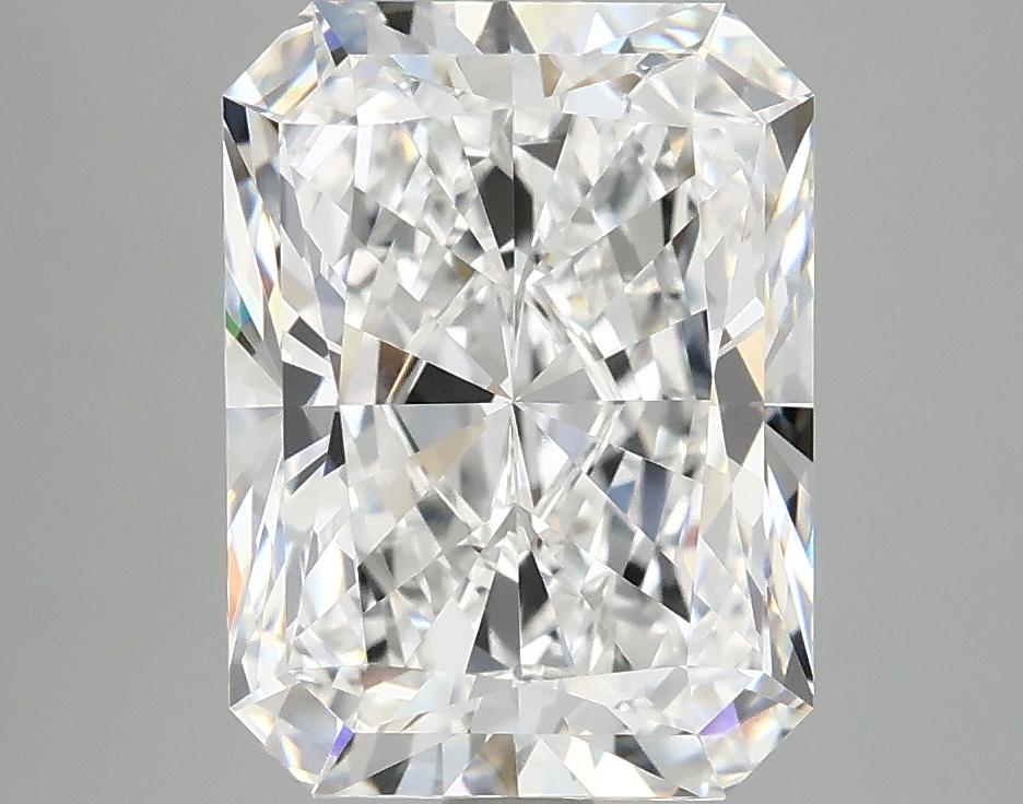 3.93 Carat Radiant Shaped Excellent Cut VS1 IGI Certified Lab Grown Diamond