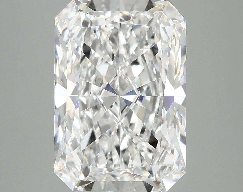 4.05 Carat Radiant Shaped Ideal Cut VVS2 IGI Certified Lab Grown Diamond