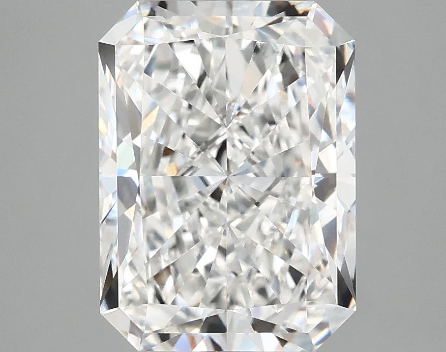 3.93 Carat Radiant Shaped Excellent Cut VS1 IGI Certified Lab Grown Diamond