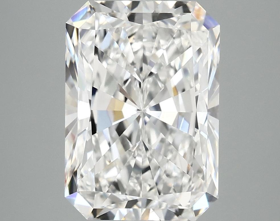4.19 Carat Radiant Shaped Ideal Cut VVS2 IGI Certified Lab Grown Diamond