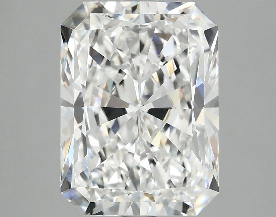 3.98 Carat Radiant Shaped Excellent Cut VS1 IGI Certified Lab Grown Diamond