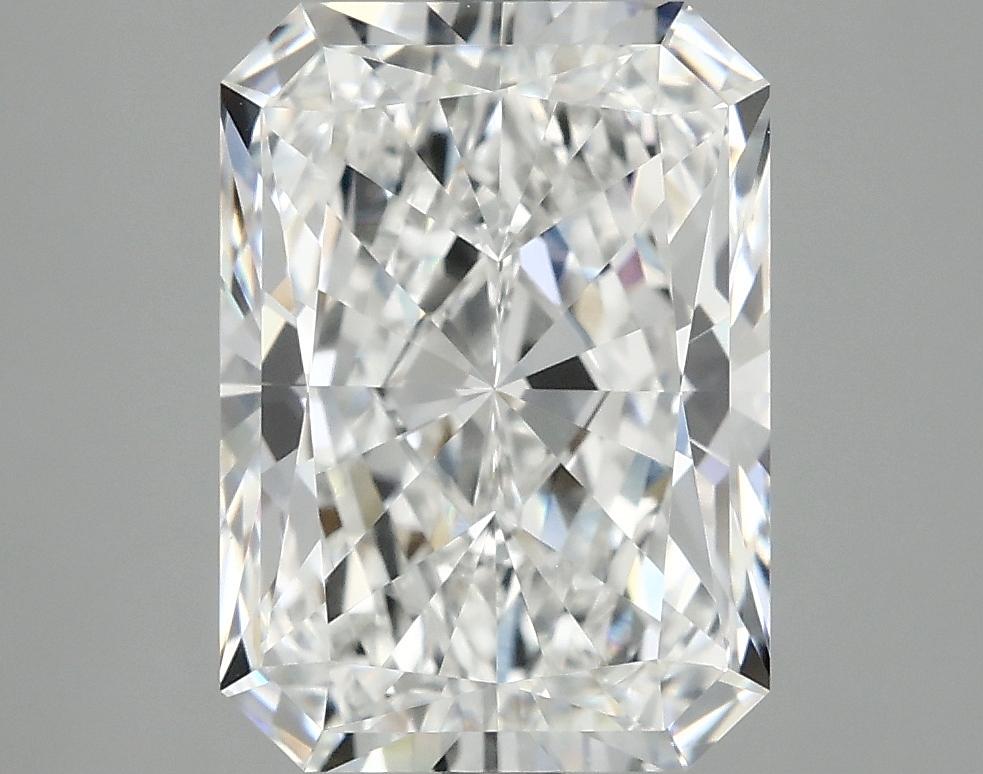4.07 Carat Radiant Shaped Ideal Cut VVS2 IGI Certified Lab Grown Diamond