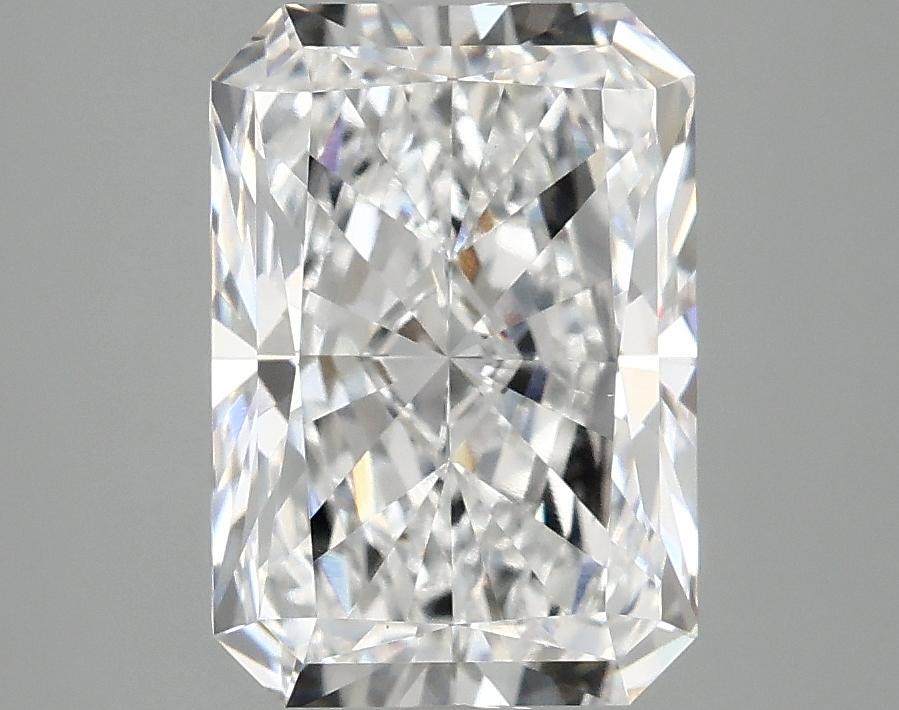 3.05 Carat Radiant Shaped Ideal Cut VVS2 IGI Certified Lab Grown Diamond