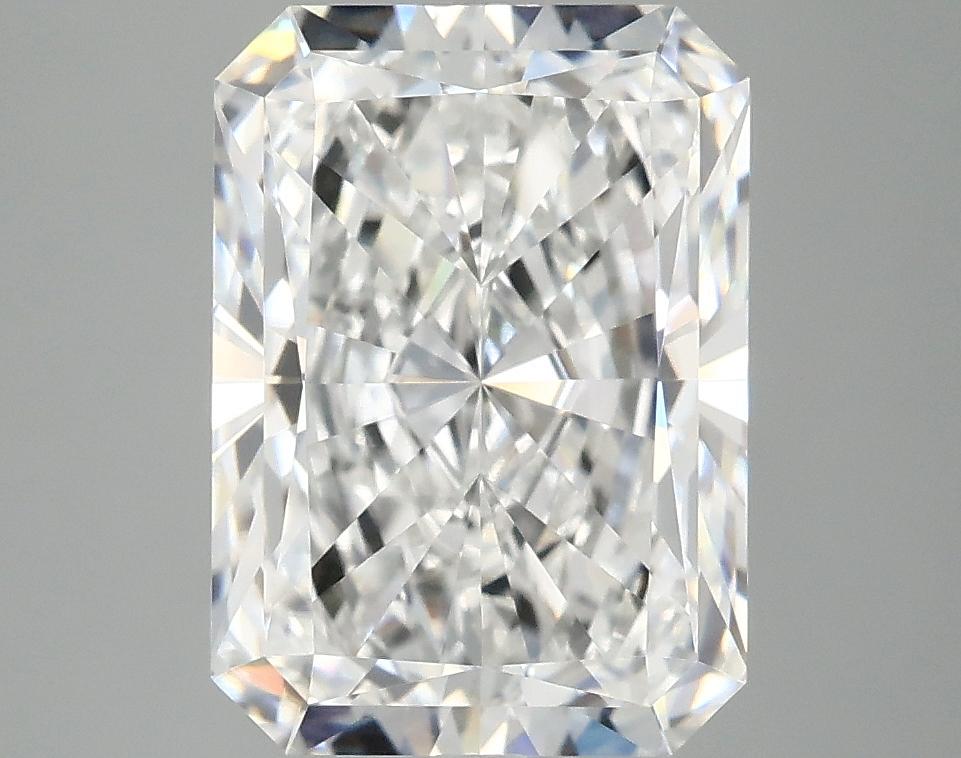 4.1 Carat Radiant Shaped Ideal Cut VVS2 IGI Certified Lab Grown Diamond
