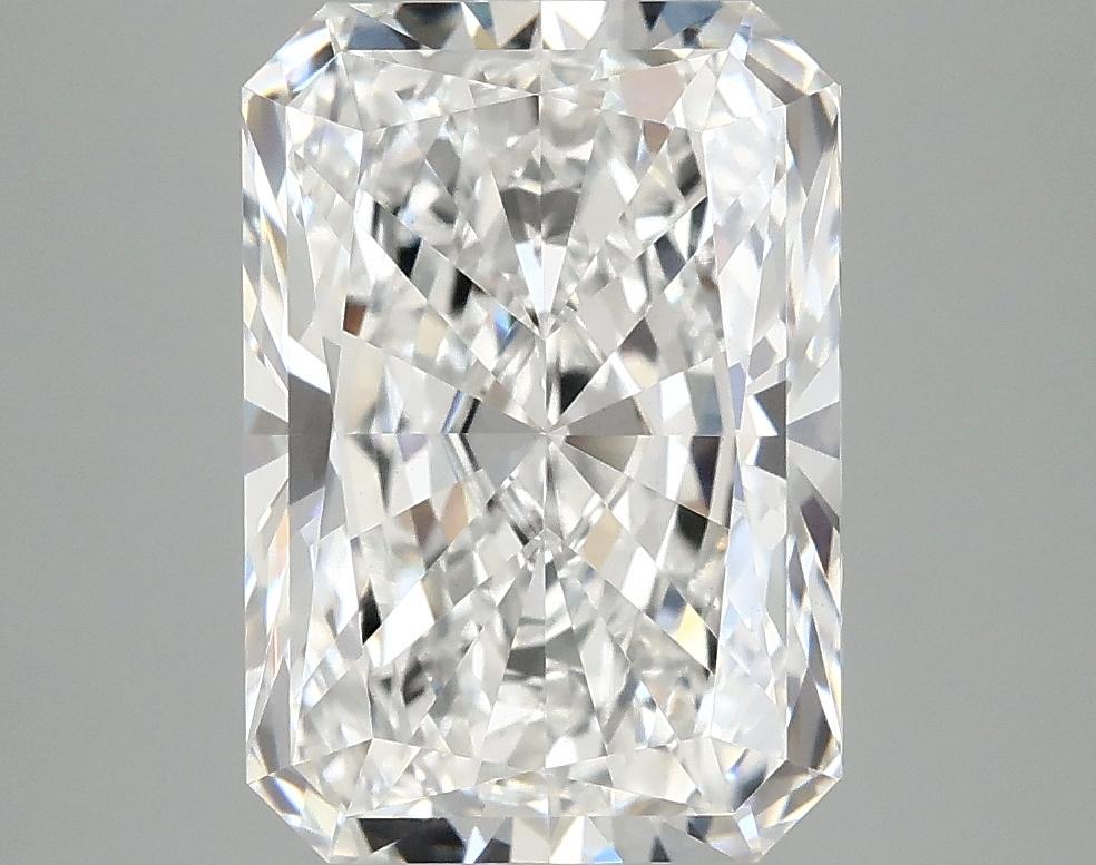 4.07 Carat Radiant Shaped Ideal Cut VVS2 IGI Certified Lab Grown Diamond
