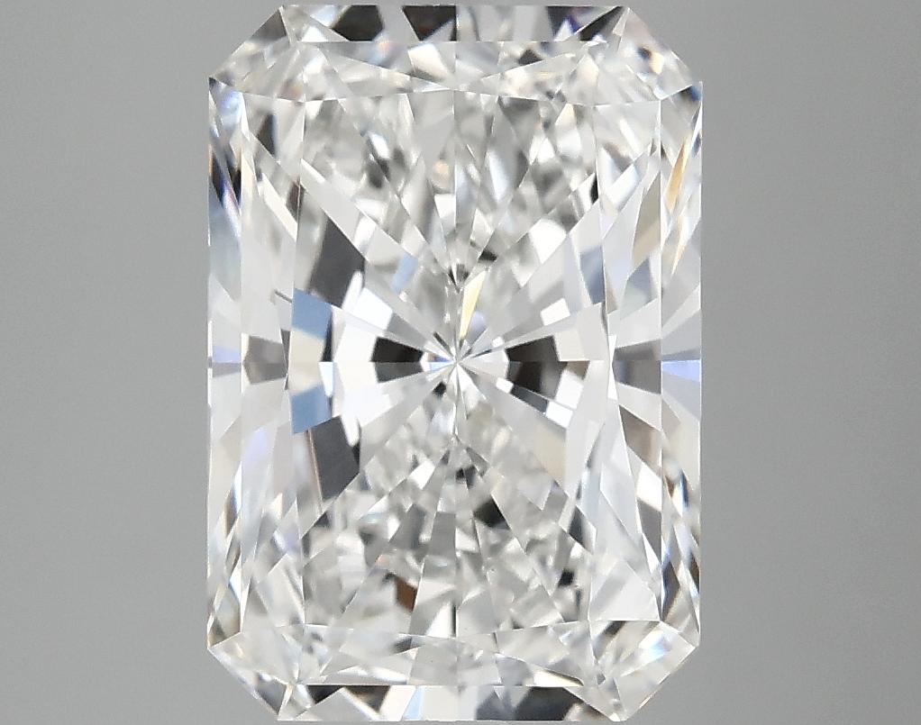 4.19 Carat Radiant Shaped Ideal Cut VVS2 IGI Certified Lab Grown Diamond