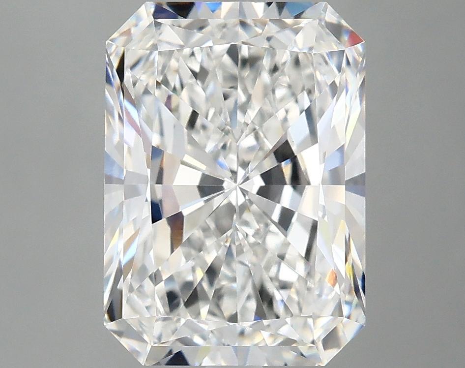 3.62 Carat Radiant Shaped Excellent Cut VVS2 IGI Certified Lab Grown Diamond