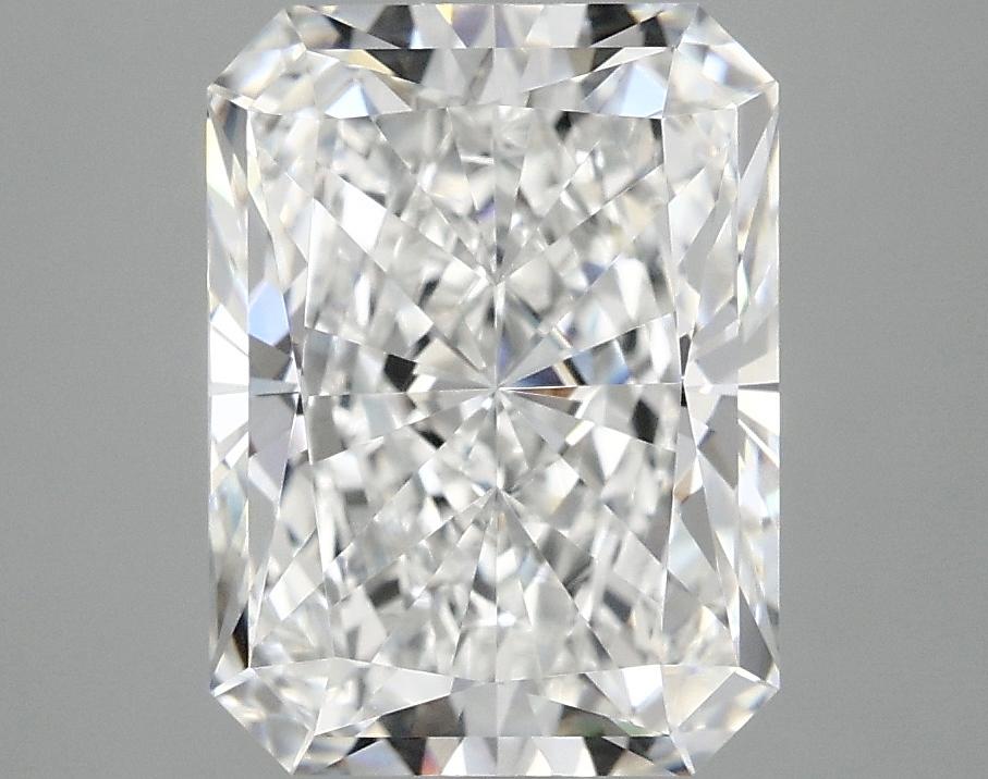 3.75 Carat Radiant Shaped Excellent Cut VVS2 IGI Certified Lab Grown Diamond