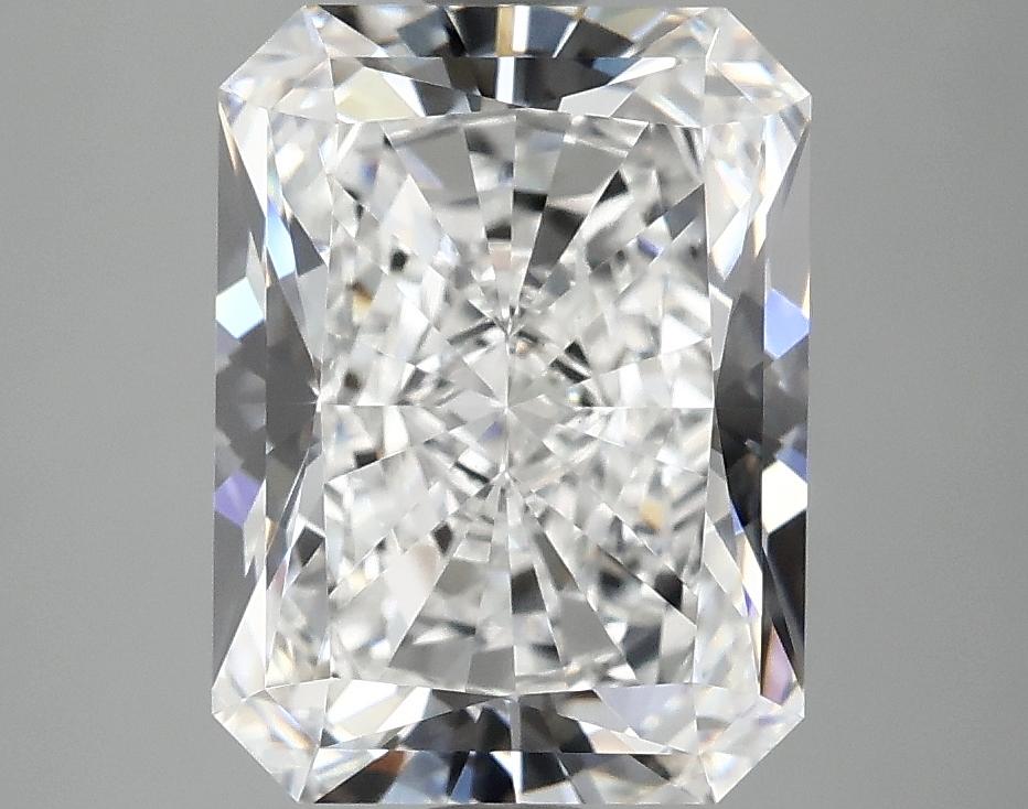 4.02 Carat Radiant Shaped Excellent Cut VVS2 IGI Certified Lab Grown Diamond