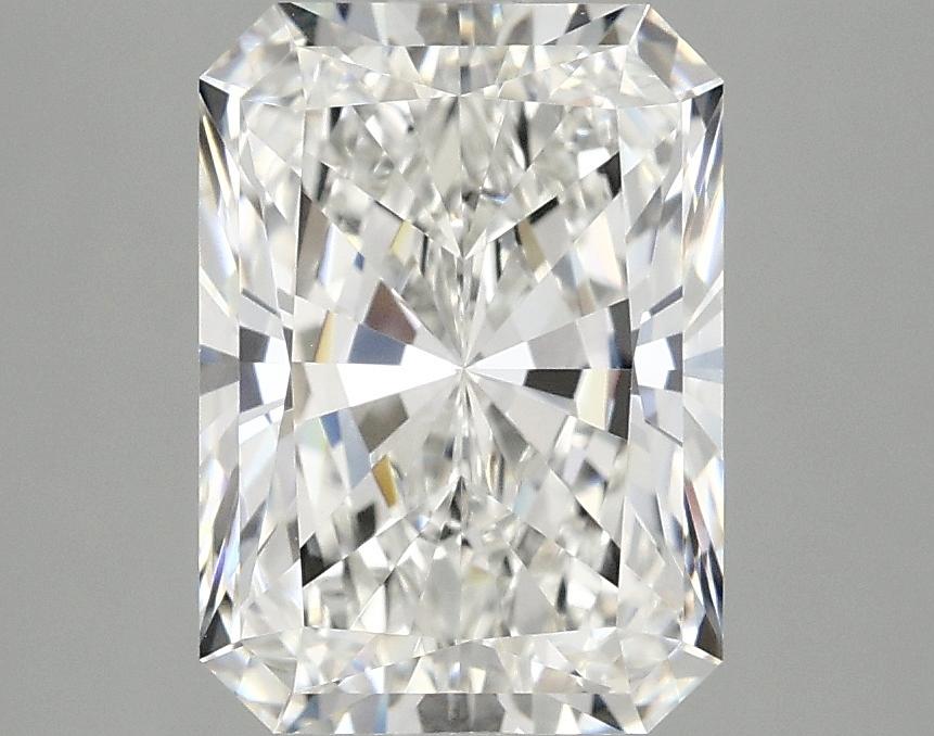 3.07 Carat Radiant Shaped Excellent Cut VVS2 IGI Certified Lab Grown Diamond