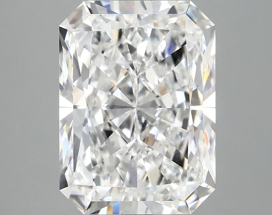 4.18 Carat Radiant Shaped Excellent Cut VVS2 IGI Certified Lab Grown Diamond