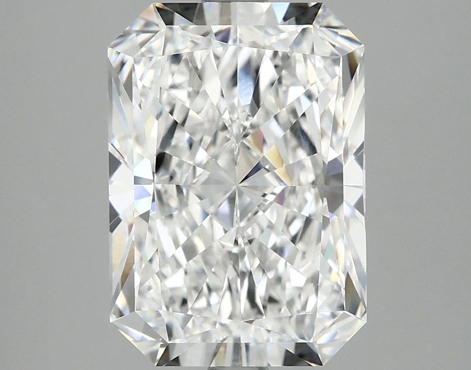 4.04 Carat Radiant Shaped Ideal Cut VVS2 IGI Certified Lab Grown Diamond