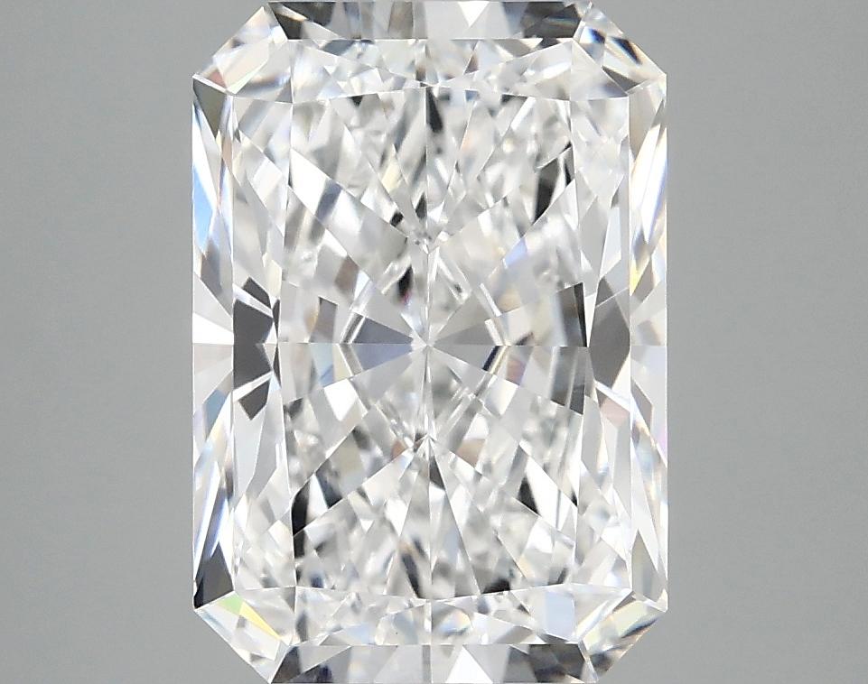 4.05 Carat Radiant Shaped Ideal Cut VVS2 IGI Certified Lab Grown Diamond