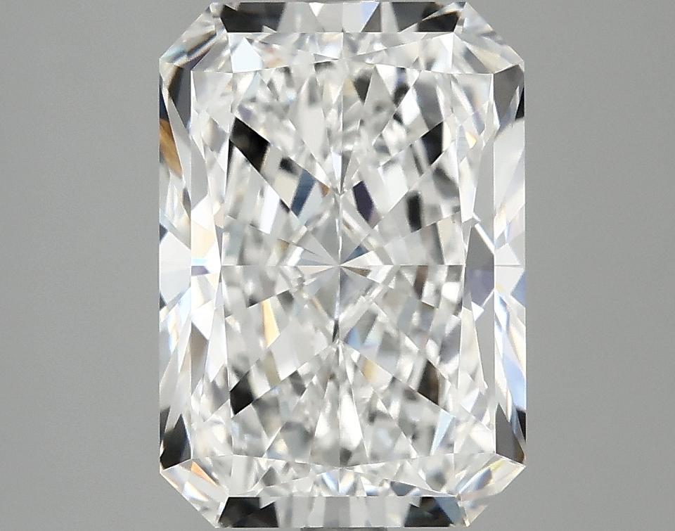 3.93 Carat Radiant Shaped Ideal Cut VVS2 IGI Certified Lab Grown Diamond