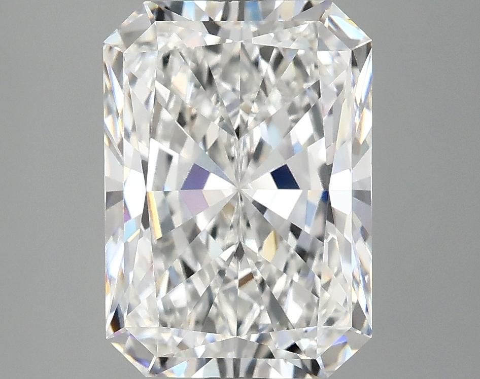3.86 Carat Radiant Shaped Ideal Cut VVS2 IGI Certified Lab Grown Diamond