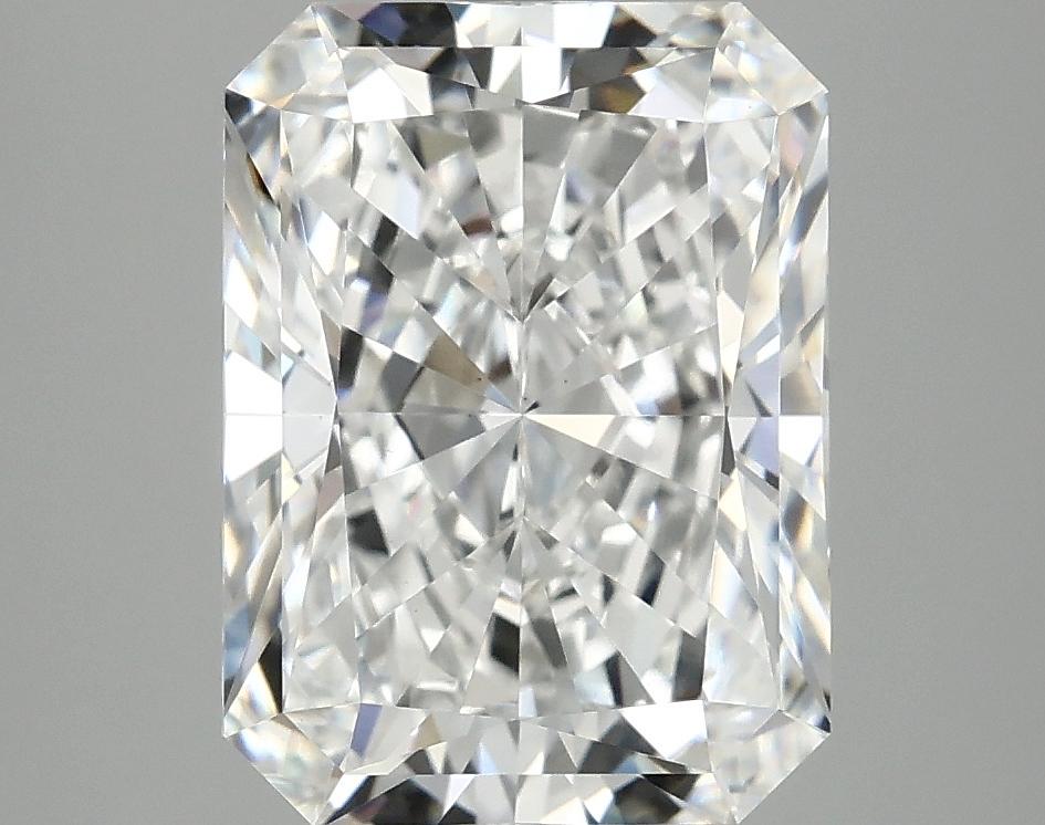 4.08 Carat Radiant Shaped Excellent Cut VS1 IGI Certified Lab Grown Diamond