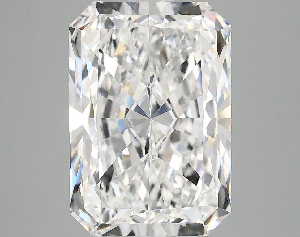3.77 Carat Radiant Shaped Ideal Cut VVS2 IGI Certified Lab Grown Diamond