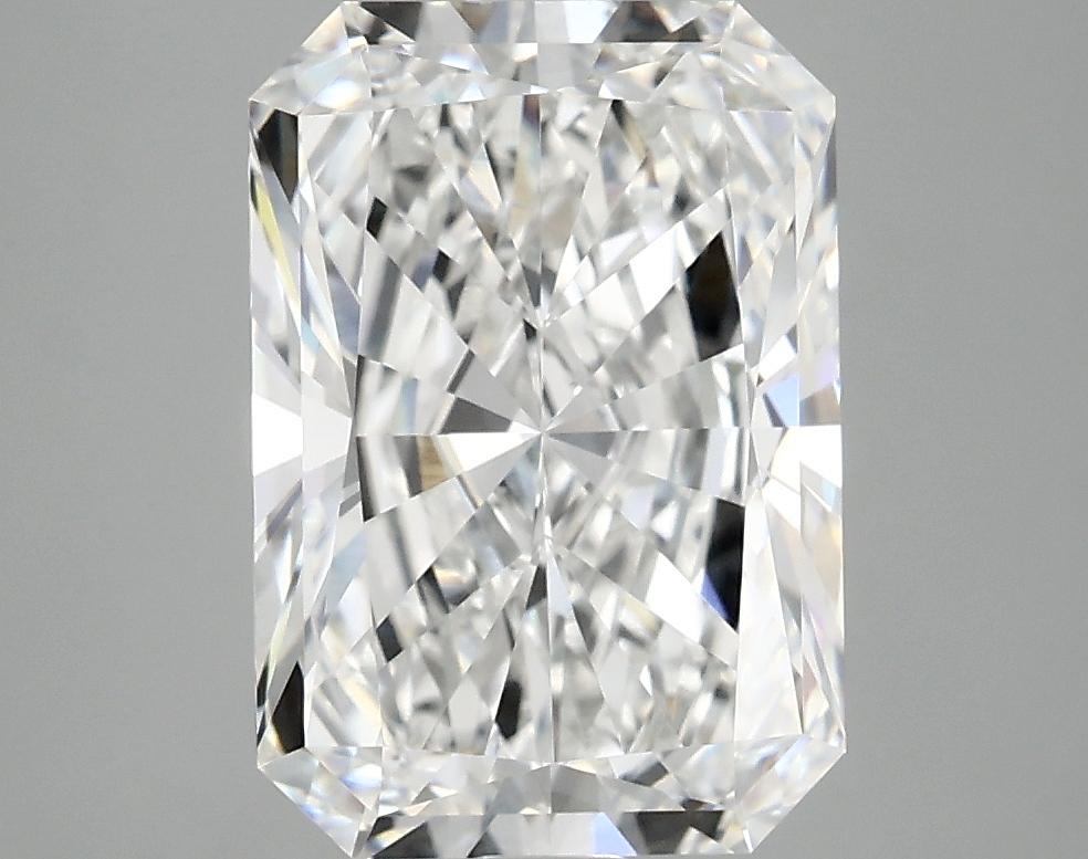 3.8 Carat Radiant Shaped Ideal Cut VVS2 IGI Certified Lab Grown Diamond